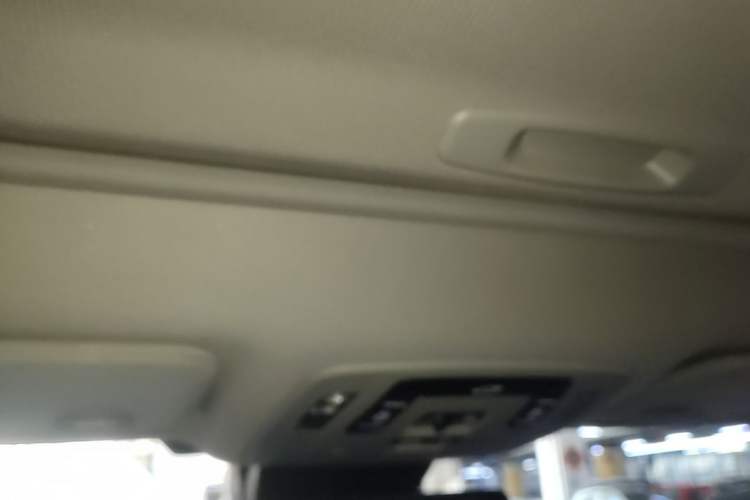 Used Toyota Granvia 2023 2.5L Hybrid Prestige PLUS Edition Headliner