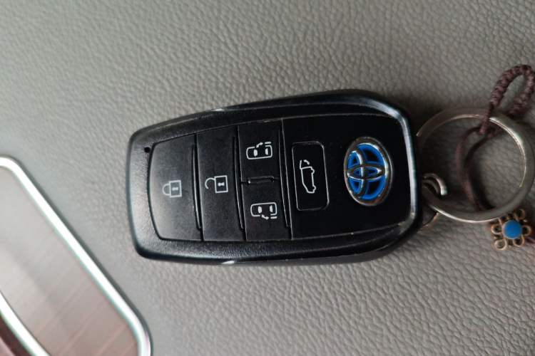 Used Toyota Granvia 2023 2.5L Hybrid Prestige VIP Edition Interior 1