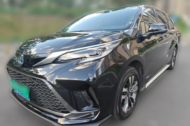 Used Toyota Granvia 2023 2.5L Hybrid Luxury Edition