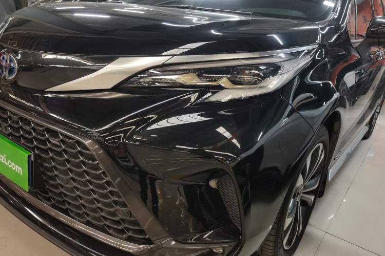 Used Toyota Granvia 2023 2.5L Hybrid Prestige PLUS Edition Left Front Headlight