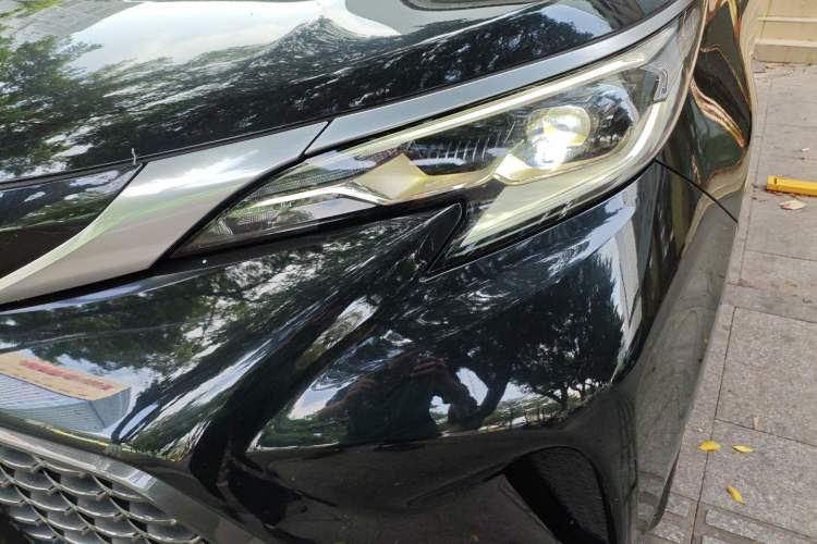 Used Toyota Granvia 2023 2.5L Hybrid Prestige VIP Edition Left Front Headlight
