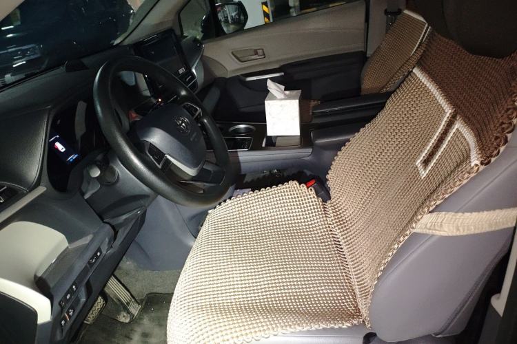 Used Toyota Granvia 2023 2.5L Hybrid Comfort Edition Left Front Seat