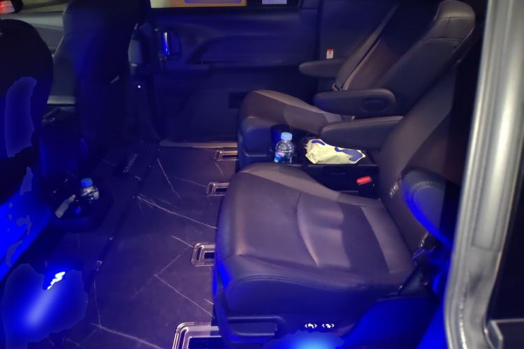 Used Toyota Granvia 2023 2.5L Hybrid Prestige VIP Edition Left Rear Seat