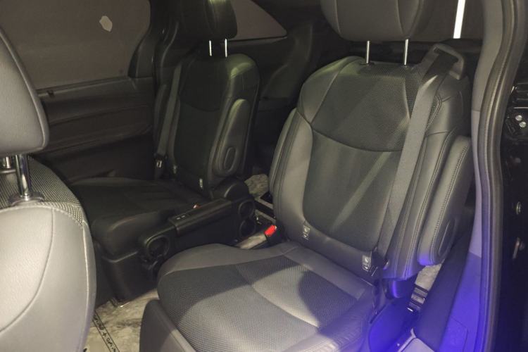 Used Toyota Granvia 2023 2.5L Hybrid Prestige VIP Edition Left Rear Seat