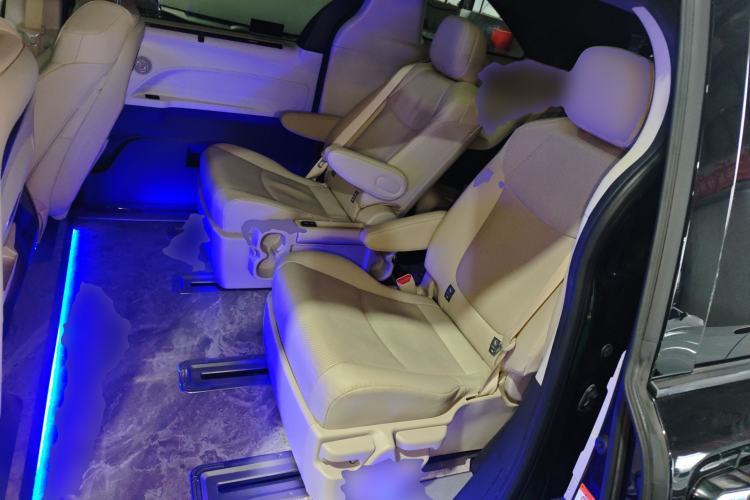 Used Toyota Granvia 2023 2.5L Hybrid Prestige PLUS Edition Left Rear Seat