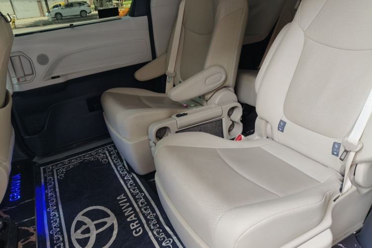 Used Toyota Granvia 2023 2.5L Hybrid Prestige PLUS Edition Left Rear Seat
