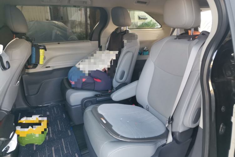 Used Toyota Granvia 2023 2.5L Hybrid Prestige PLUS Edition Left Rear Seat