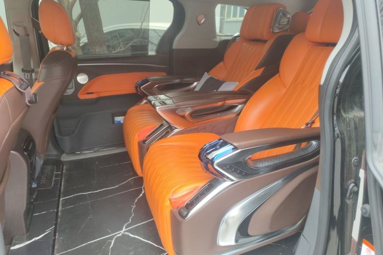 Used Toyota Granvia 2023 2.5L Hybrid Comfort Edition Left Rear Seat