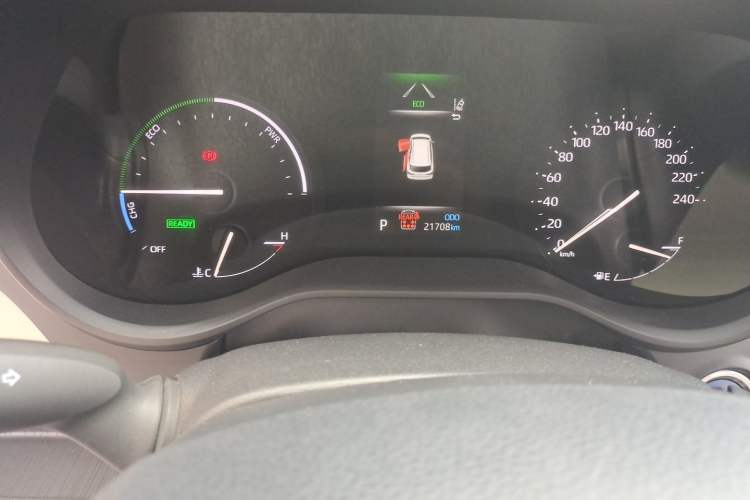 Used Toyota Granvia 2023 2.5L Hybrid Prestige PLUS Edition Odometer Close Up