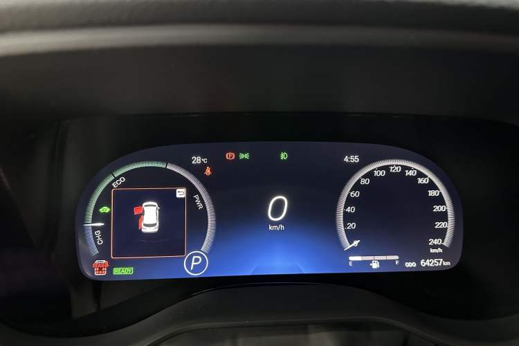 Used Toyota Granvia 2023 2.5L Hybrid Flagship VIP Edition Odometer Close Up