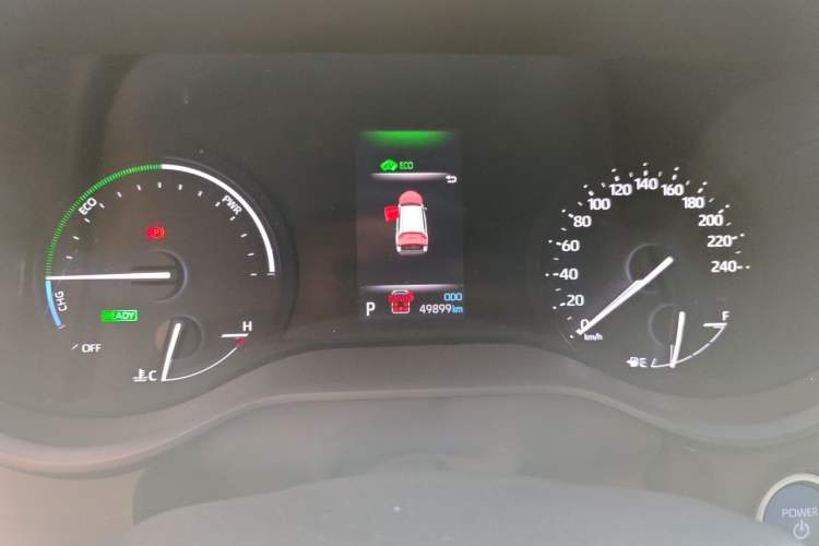 Used Toyota Granvia 2023 2.5L Hybrid Comfort Edition Odometer Close Up