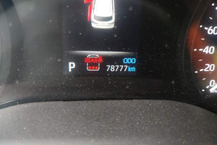 Used Toyota Granvia 2023 2.5L Hybrid Comfort Edition Odometer Close Up