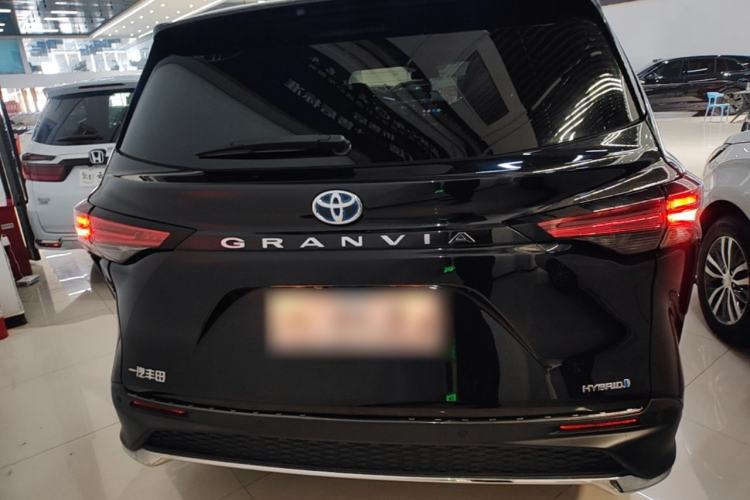 Used Toyota Granvia 2023 2.5L Hybrid Comfort Edition Rear