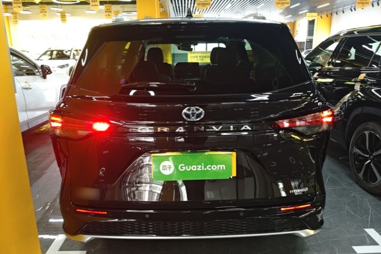 Used Toyota Granvia 2023 2.5L Hybrid Prestige PLUS Edition Rear