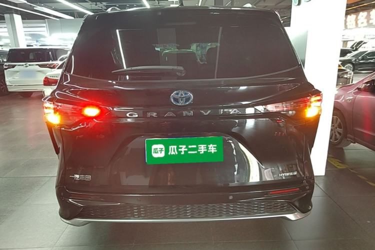 Used Toyota Granvia 2023 2.5L Hybrid Prestige PLUS Edition Rear