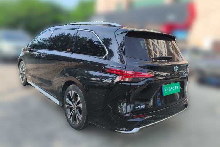 Used Toyota Granvia 2023 2.5L Hybrid Prestige VIP Edition Rear Left 45 Deg