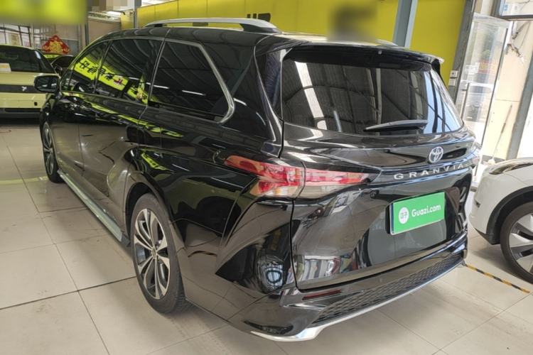 Used Toyota Granvia 2023 2.5L Hybrid Flagship VIP Edition Rear Left 45 Deg