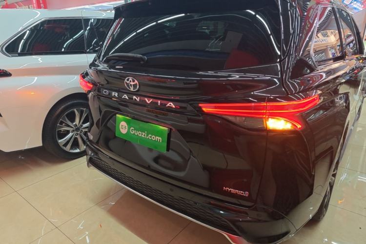 Used Toyota Granvia 2023 2.5L Hybrid Flagship VIP Edition Rear