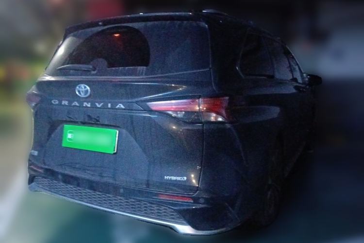 Used Toyota Granvia 2023 2.5L Hybrid Prestige PLUS Edition Rear Right 45 Deg
