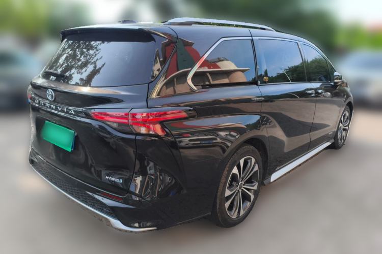 Used Toyota Granvia 2023 2.5L Hybrid Prestige VIP Edition Rear Right 45 Deg