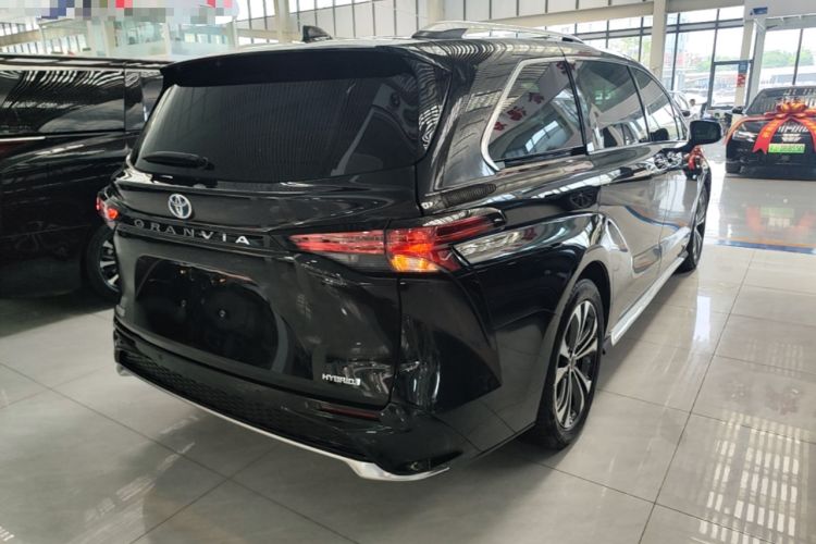Used Toyota Granvia 2023 2.5L Hybrid Prestige PLUS Edition Rear Right 45 Deg