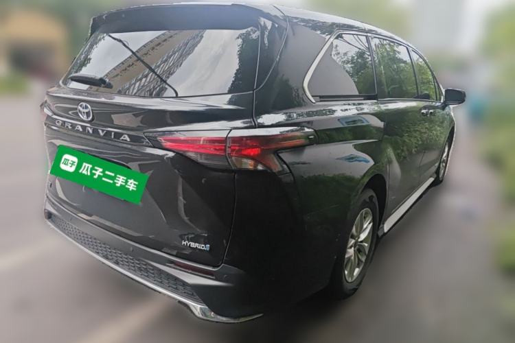 Used Toyota Granvia 2023 2.5L Hybrid Comfort Edition Rear Right 45 Deg