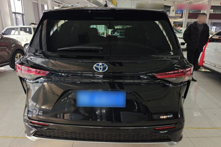 Used Toyota Granvia 2023 2.5L Hybrid Comfort Edition Rear