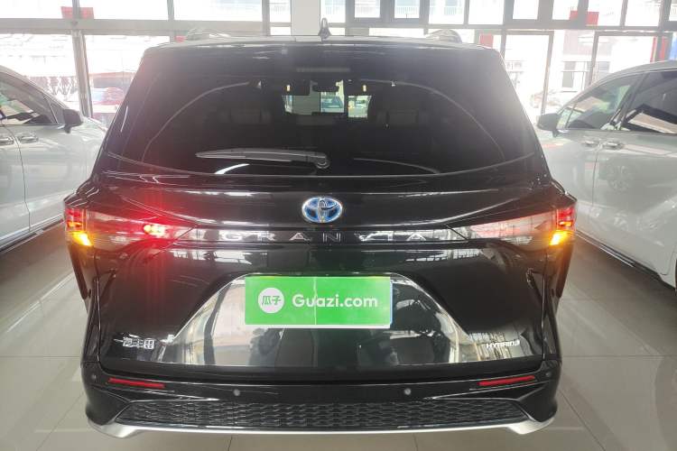 Used Toyota Granvia 2023 2.5L Hybrid Prestige PLUS Edition Rear