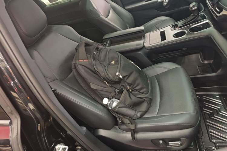 Used Toyota Granvia 2023 2.5L Hybrid Flagship VIP Edition Right Front Seat