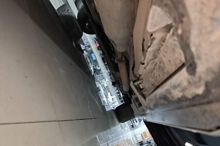 Used Toyota Granvia 2023 2.5L Hybrid Prestige PLUS Edition Right Side Sill