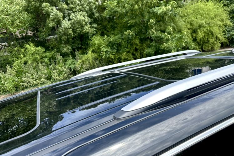 Used Toyota Granvia 2023 2.5L Hybrid Luxury Edition Roof