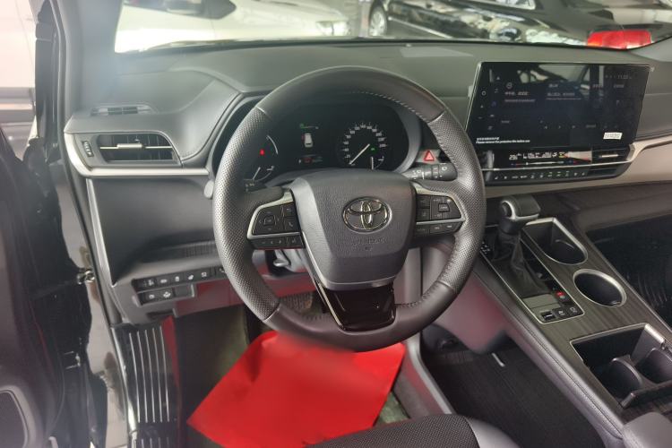 Used Toyota Granvia 2023 2.5L Hybrid Prestige VIP Edition Steering Wheel