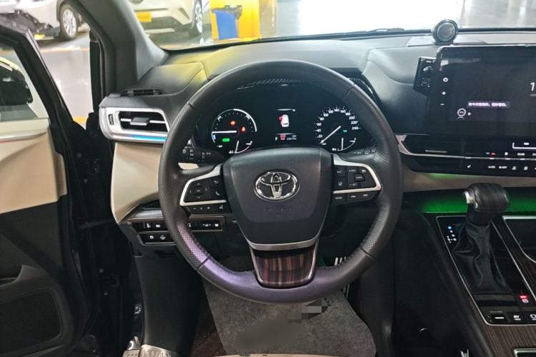 Used Toyota Granvia 2023 2.5L Hybrid Prestige PLUS Edition Steering Wheel