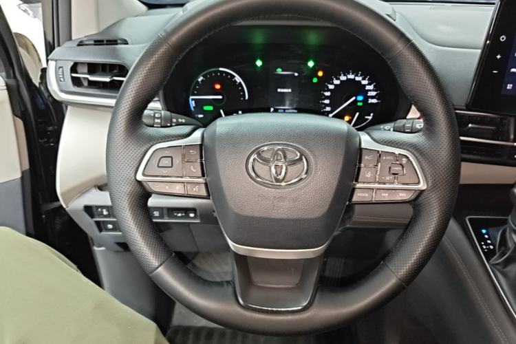 Used Toyota Granvia 2023 2.5L Hybrid Prestige PLUS Edition Steering Wheel