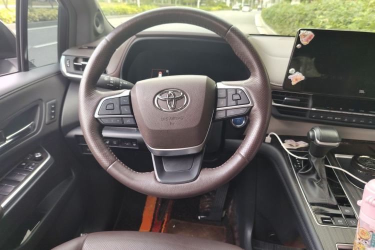 Used Toyota Granvia 2023 2.5L Hybrid Flagship VIP Edition Steering Wheel
