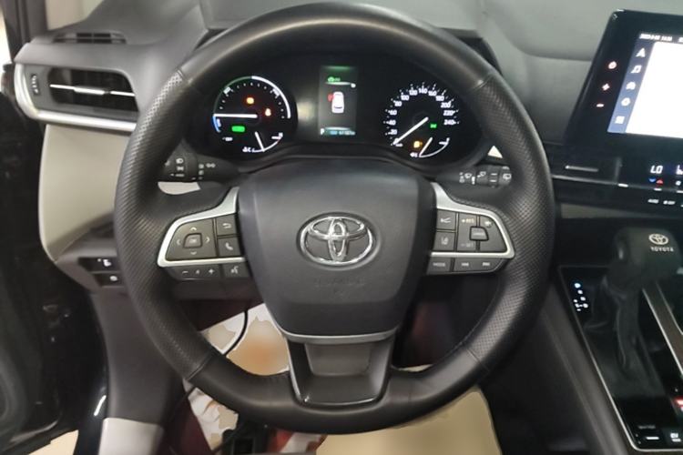 Used Toyota Granvia 2023 2.5L Hybrid Luxury Edition Steering Wheel