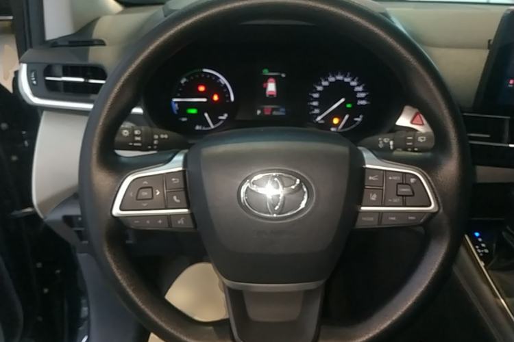 Used Toyota Granvia 2023 2.5L Hybrid Comfort Edition Steering Wheel