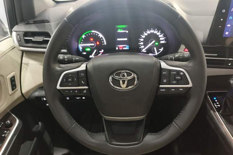 Used Toyota Granvia 2023 2.5L Hybrid Prestige PLUS Edition Steering Wheel