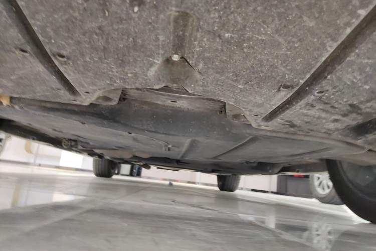 Used Toyota Granvia 2023 2.5L Hybrid Flagship VIP Edition Chassis Front