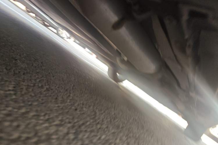 Used Toyota Granvia 2023 2.5L Hybrid Flagship VIP Edition Chassis Rear Right