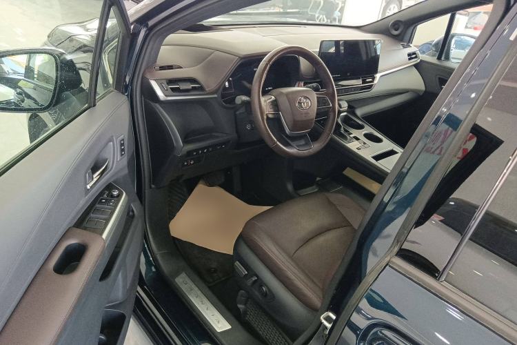 Used Toyota Granvia 2023 2.5L Hybrid Flagship VIP Edition Driver Seat