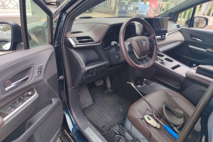 Used Toyota Granvia 2023 2.5L Hybrid Flagship VIP Edition Driver Seat