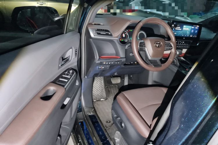 Used Toyota Granvia 2023 2.5L Hybrid Flagship VIP Edition Driver Seat
