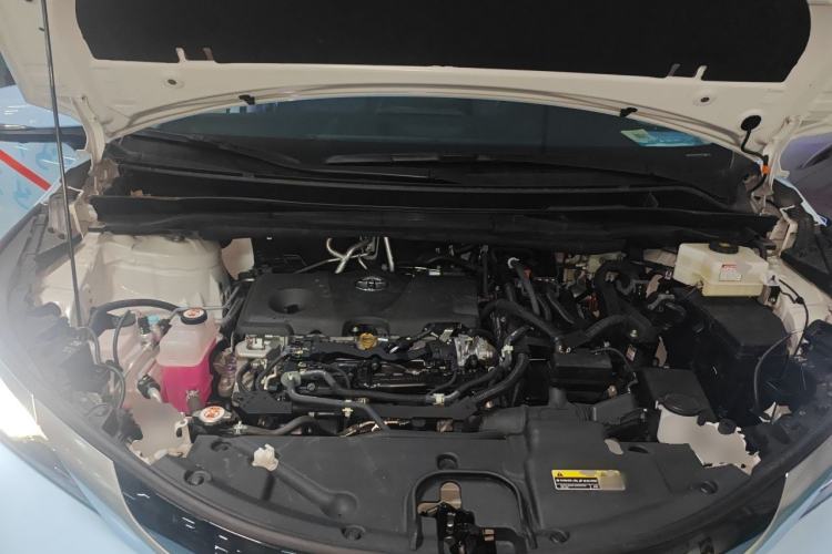 Used Toyota Granvia 2023 2.5L Hybrid Prestige PLUS Edition Engine Bay