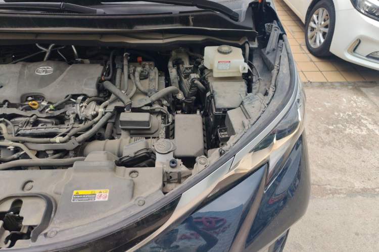 Used Toyota Granvia 2023 2.5L Hybrid Flagship VIP Edition Engine Bay Left