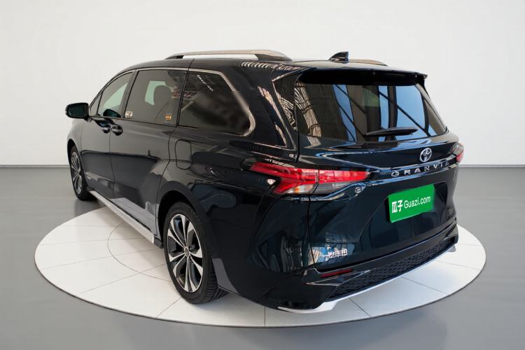 Used Toyota Granvia 2023 2.5L Hybrid Flagship VIP Edition Exterior 2