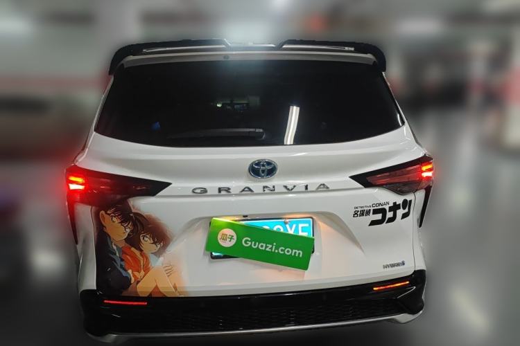 Used Toyota Granvia 2023 2.5L Hybrid Prestige PLUS Edition Exterior 4