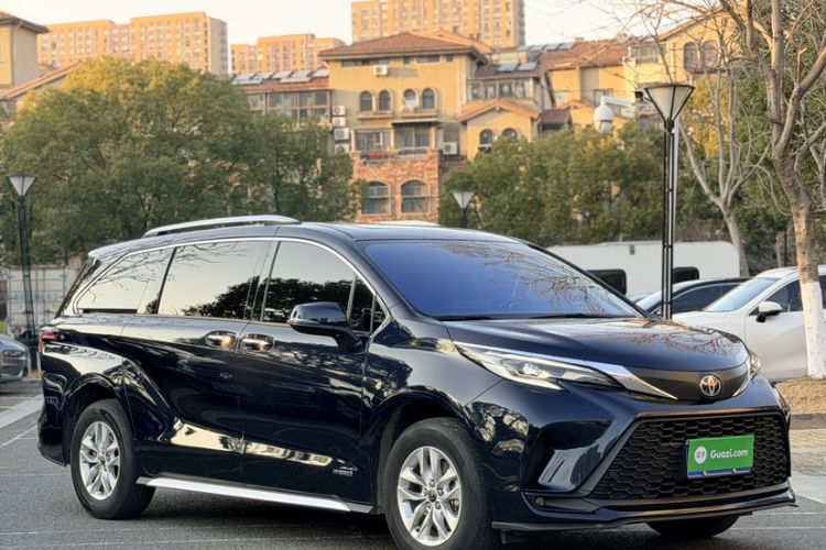 Used Toyota Granvia 2023 2.5L Hybrid Comfort Edition Exterior 5