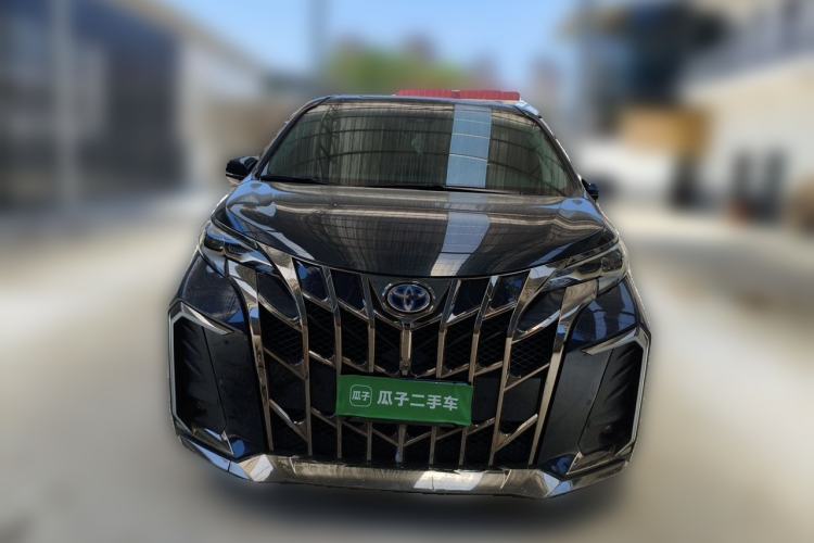 Used Toyota Granvia 2023 2.5L Hybrid Luxury Edition Front
