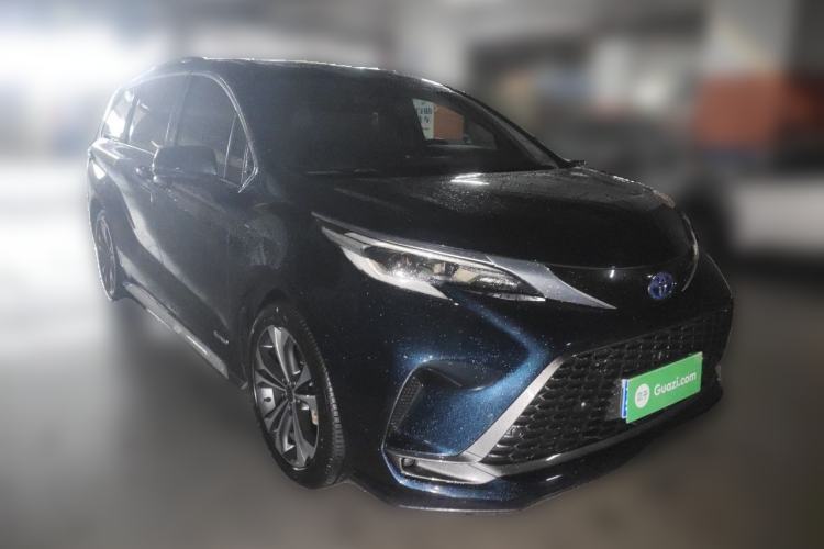 Used Toyota Granvia 2023 2.5L Hybrid Flagship VIP Edition Front Right 45 Deg